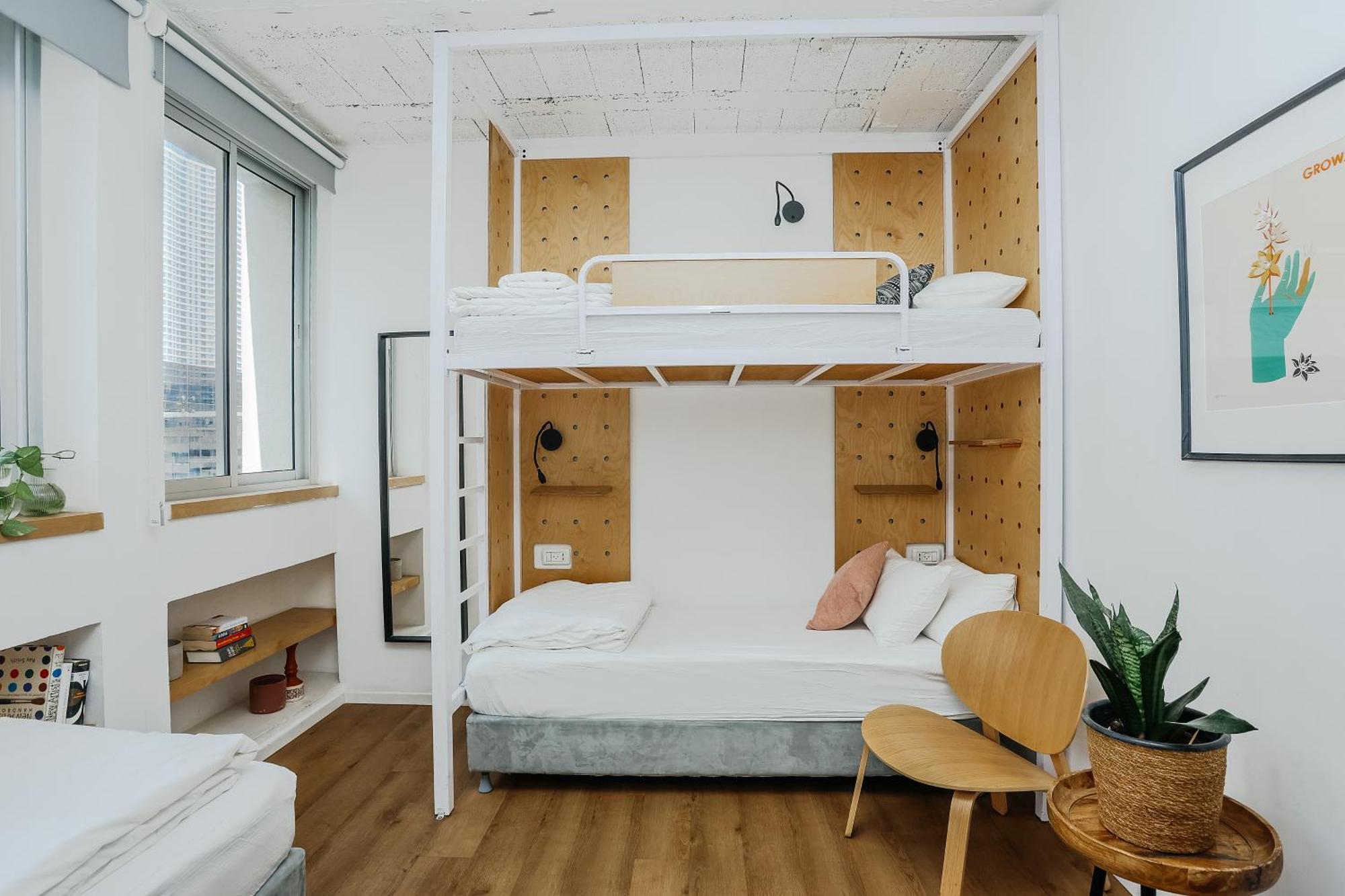 Hotel Domus Metro 3*
